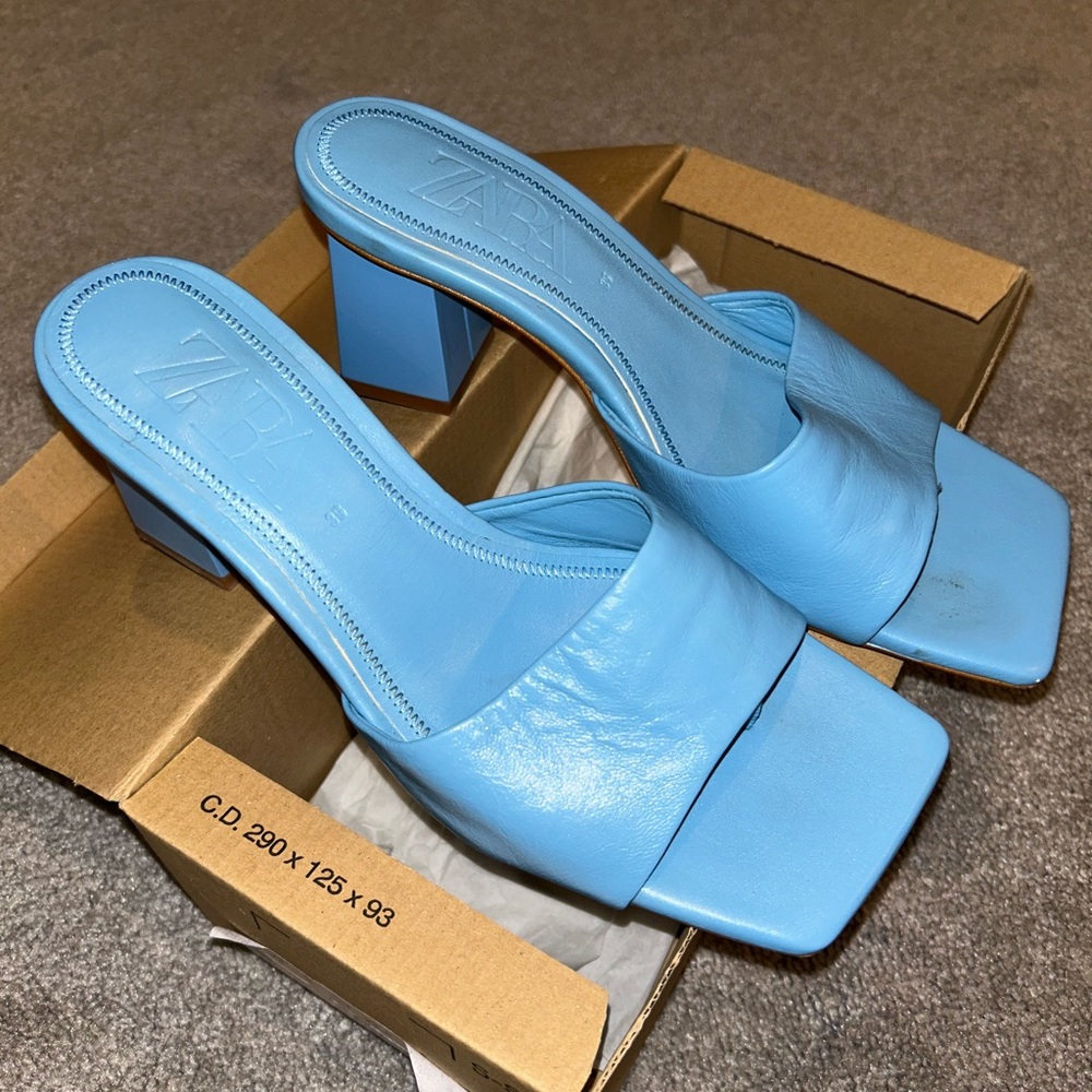 Zara Women's Blue Block Heel Sandals